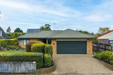 Photo of property in 14 Sandalwood Drive, Dinsdale, Hamilton, 3204