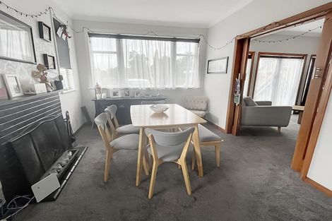 Photo of property in 27 Knowles Street, Terrace End, Palmerston North, 4410