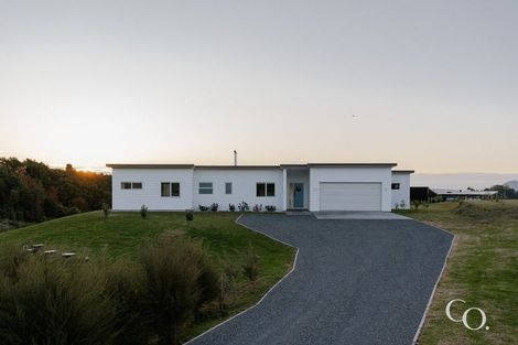 Photo of property in 45 Te Auhi Way, Welcome Bay, Tauranga, 3112