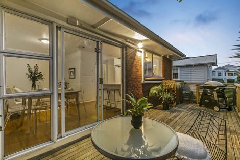 Photo of property in 2/91 Paice Avenue, Sandringham, Auckland, 1025