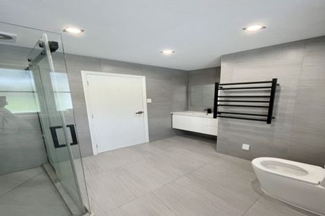 Photo of property in 42 Tiroroa Avenue, Te Atatu South, Auckland, 0610