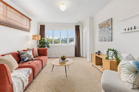 Photo of property in 9 Torquay Terrace, Newtown, Wellington, 6021