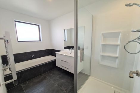 Photo of property in 29a Atutahi Street, Hurdon, New Plymouth, 4310