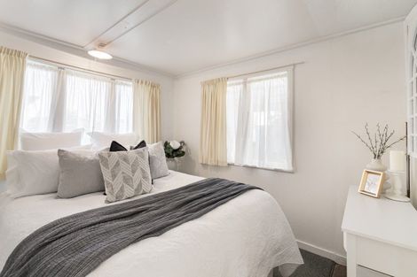 Photo of property in 106b Beverley Terrace, Whangamata, 3620