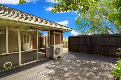 Photo of property in 1/104 Bassett Street, Burwood, Christchurch, 8083
