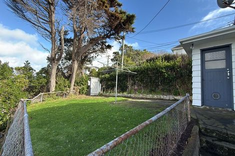 Photo of property in 17 Camperdown Road, Miramar, Wellington, 6022