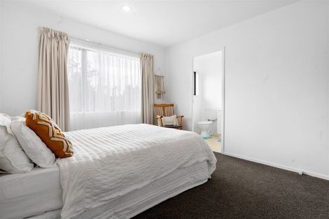 Photo of property in 16 Alicante Avenue, Hillpark, Auckland, 2102