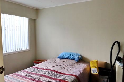 Photo of property in 2/84 Miranda Street, Stratford, 4332