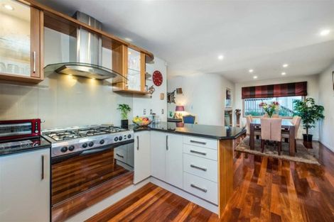 Photo of property in 1/293 East Coast Road, Mairangi Bay, Auckland, 0630