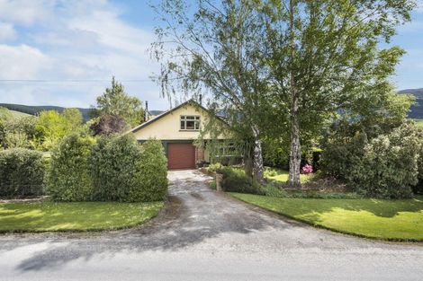 Photo of property in 936 Maungatua Road, Berwick, Outram, 9073