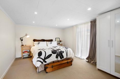 Photo of property in 88 Queenstown Road, Onehunga, Auckland, 1061