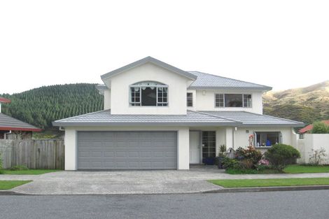 Photo of property in 18 Furlong Crescent, Churton Park, Wellington, 6037