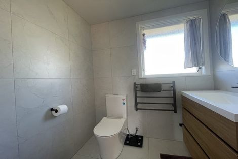 Photo of property in 8 Pandora Place, Pakuranga, Auckland, 2010