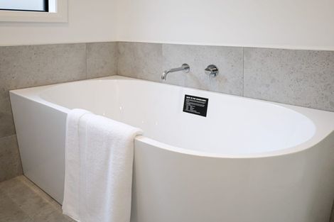 Photo of property in 1 Mangatainoka Lane, Awapuni, 4412