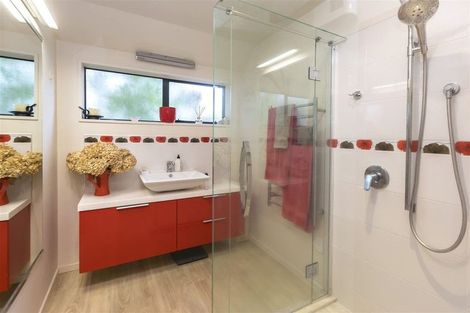 Photo of property in 1/204 Greers Road, Bryndwr, Christchurch, 8053