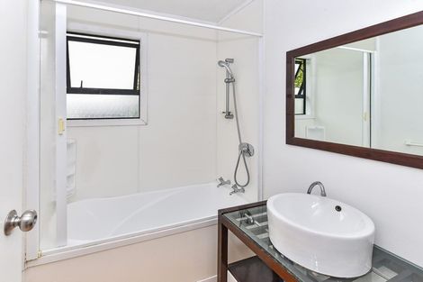 Photo of property in 27 Sheehan Avenue, Papakura, 2110