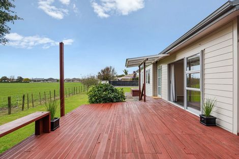 Photo of property in 15 Lowburn Avenue, Waipu, 0510