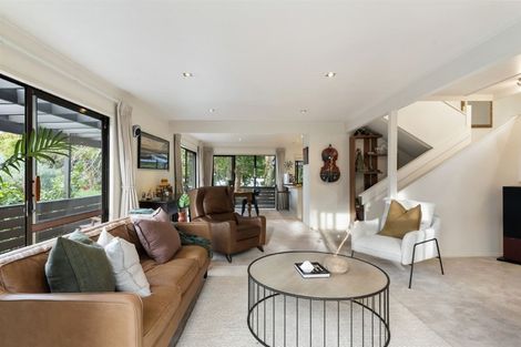 Photo of property in 29 Eastcliffe Road, Castor Bay, Auckland, 0620