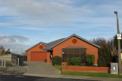 Photo of property in 4 Craig Street, Waikiwi, Invercargill, 9810