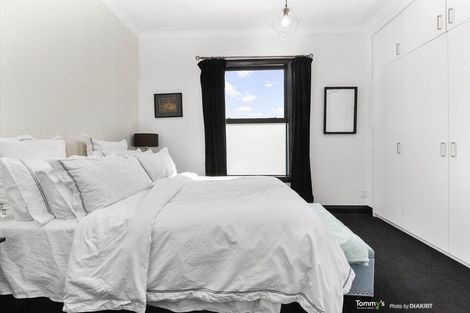 Photo of property in 17 Ferguson Street, Newtown, Wellington, 6021