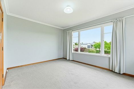 Photo of property in 12 Belvedere Crescent, Takaro, Palmerston North, 4412
