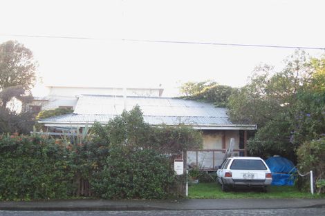Photo of property in 8a Wharemauku Road, Raumati Beach, Paraparaumu, 5032