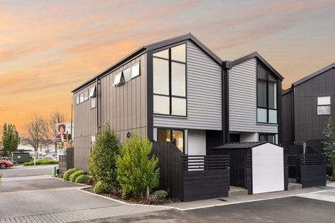 Photo of property in 1/27 Harewood Road, Papanui, Christchurch, 8053