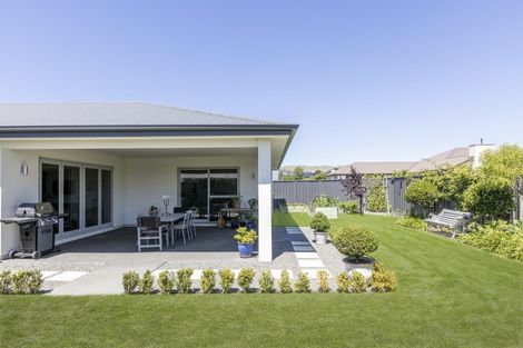 Photo of property in 44 Whakatomo Place, Havelock North, 4130