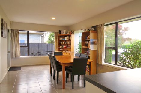 Photo of property in 10 Montague Street, Islington, Christchurch, 8042