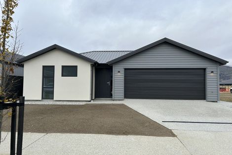 Photo of property in 13 Dunn Street, Lake Hawea, 9382