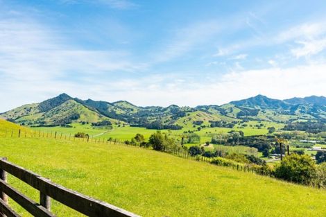 Photo of property in 74 Tangihua Road, Maungakaramea, Whangarei, 0178