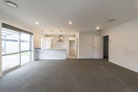 Photo of property in 25 Keerangi Place, Rototuna North, Hamilton, 3210