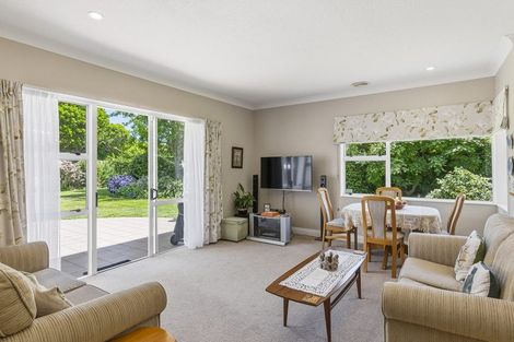 Photo of property in 9 Maple Lane, Waikanae, 5036