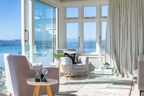 Photo of property in 35 Palliser Road, Roseneath, Wellington, 6011