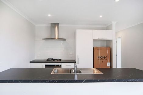 Photo of property in 2/4 Bostonkip Crescent, Fitzroy, Hamilton, 3282