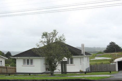 Photo of property in 17 Montgomery Avenue, Onerahi, Whangarei, 0110