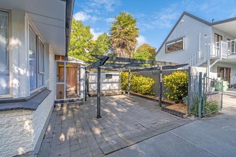 Photo of property in 1/32 Taupata Street, Redcliffs, Christchurch, 8081