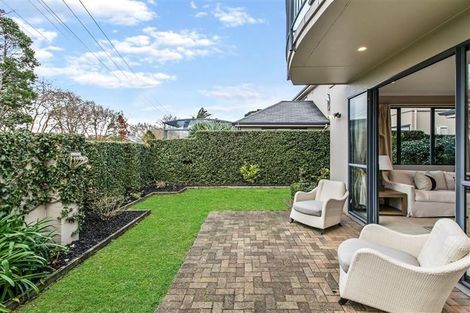 Photo of property in 5 Canterbury Park Lane, Ellerslie, Auckland, 1051