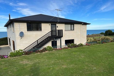 Photo of property in 35 Harbour Terrace, Kakanui, Oamaru, 9495