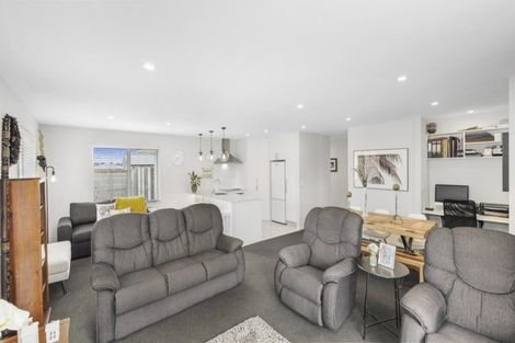 Photo of property in 2 Annie Jane Close, Rolleston, 7614