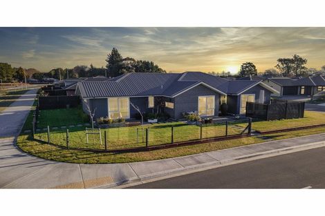 Photo of property in 1 Tara Crescent, Woodend, 7610