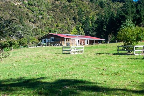 Photo of property in 590 Kiriwhakapapa Road, Kiriwhakapapa, Masterton, 5881