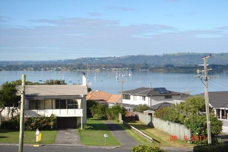 Photo of property in 94a Harbour View Road, Omokoroa, 3114