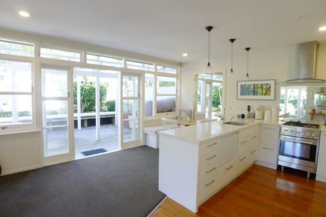 Photo of property in 1/1 Saratoga Avenue, Herne Bay, Auckland, 1011