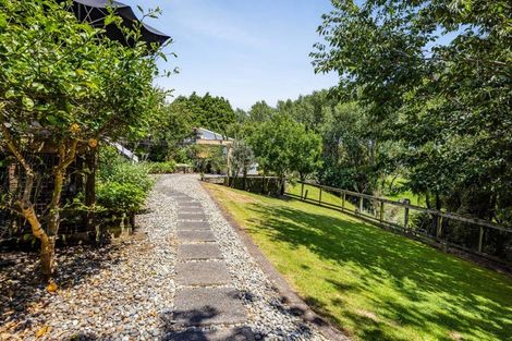 Photo of property in 11 Elder Grove, Whalers Gate, New Plymouth, 4310