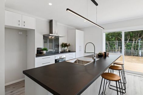 Photo of property in 6 Magnolia Place, Levin, 5510