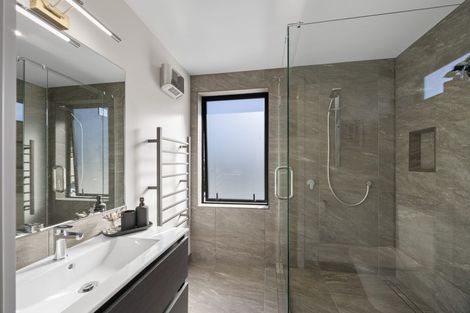 Photo of property in 8 Mills Road, Wanaka, 9305