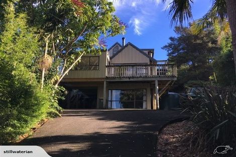 Photo of property in 25 Elliston Crescent, Stanmore Bay, Whangaparaoa, 0932
