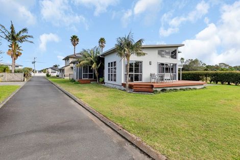 Photo of property in 152d One Tree Point Road, One Tree Point, 0118