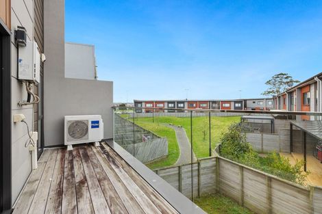 Photo of property in 7 Meritage Lane, Te Atatu South, Auckland, 0610